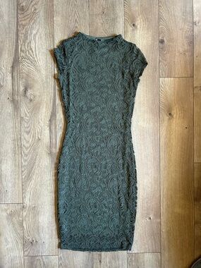 Windsor Olive Green Lace Midi Dress